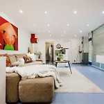 Chic Retreat With Jacuzzi By Gozsdu Udvar & Fashionst
