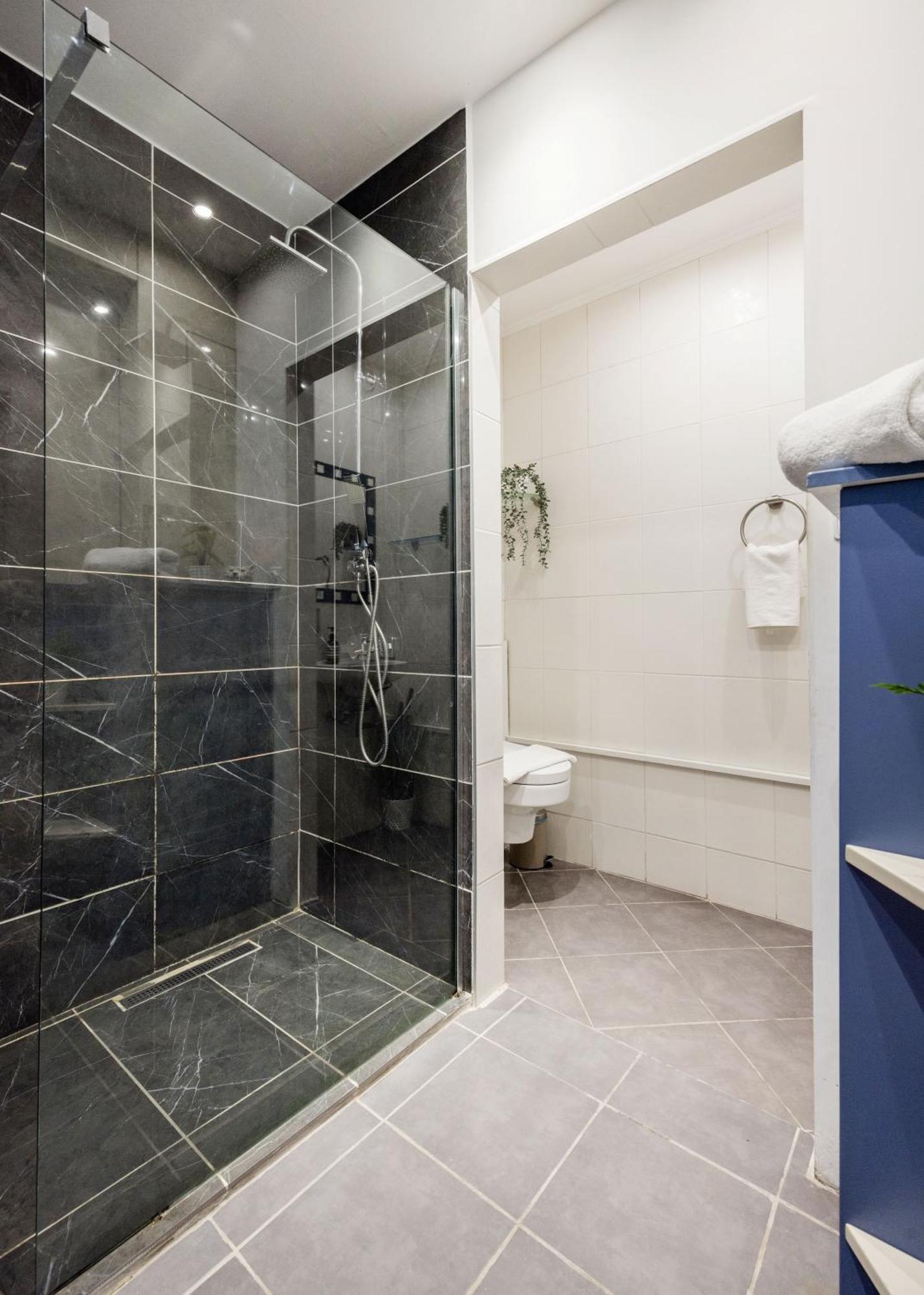 Chic Retreat With Jacuzzi By Gozsdu Udvar & Fashionst Lejlighed Budapest